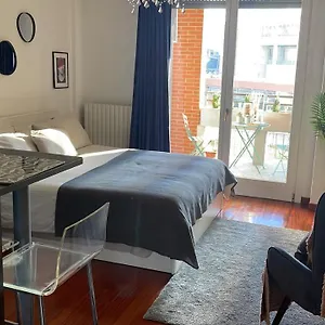 Gae Aulenti Apartment Milan