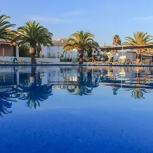 golden-club-cabanas-rua-das-giestas-lote-4-j.hotelaalgarve.com/